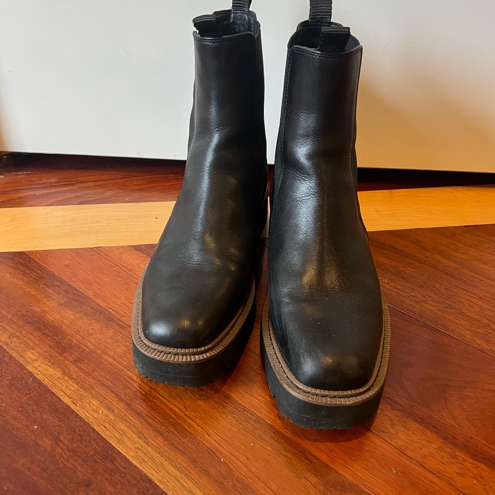 Sam Edelman Laguna Waterproof Lug Sole Chelsea Boot